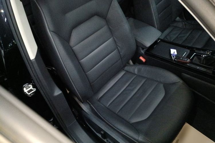 Used Volkswagen Phideon 2018 Revised Version 380TSI Two-Wheel Drive Business Edition