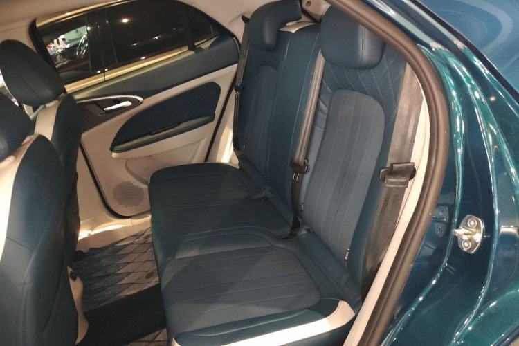 Used ORA Good Cat 2022 Morandi Edition 400km Standard Range Premium Version Lithium Iron Phosphate