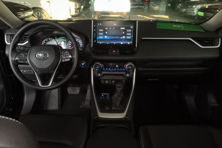 Used Toyota Wildlander 2021 2.0L CVT Two-Wheel Drive Luxury Edition
