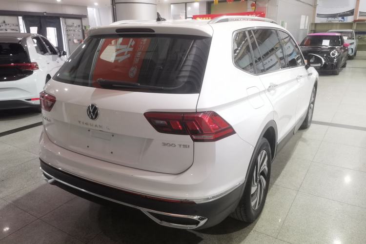 Used Volkswagen Tiguan L 2024 300TSI Automatic Two-Wheel Drive Smart Edition