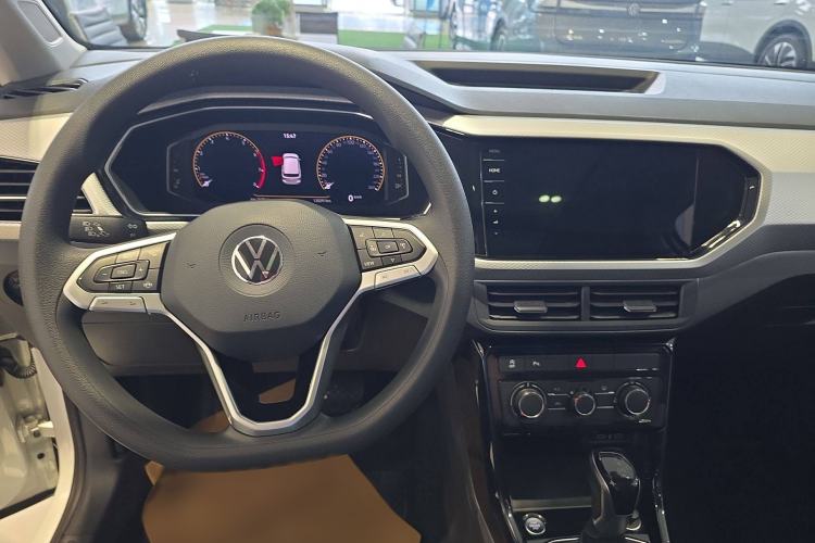 Used Volkswagen Tacqua 2021 200TSI DSG JoyConnect Edition
