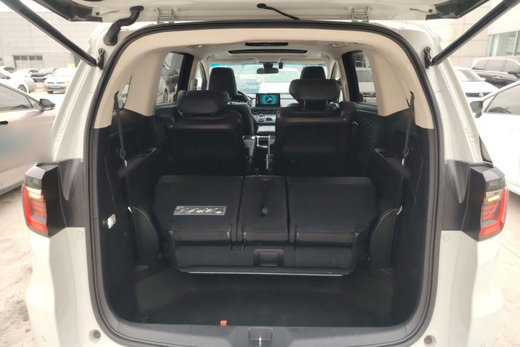 Used Honda Elysion 2022 2.0L eHEV Luxury Edition
