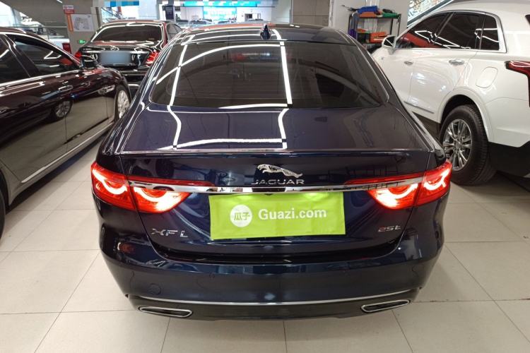 Used Jaguar XFL 2018 XFL 2.0T 250 PS Luxury Edition