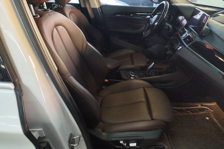 Used BMW X1 2022 sDrive25Li Leading Model
