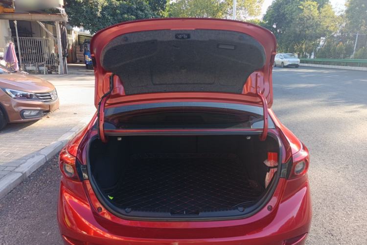 Used Mazda Mazda 3 Axela 2017 Sedan 1.5L Automatic Luxury Model Emission Standard China V