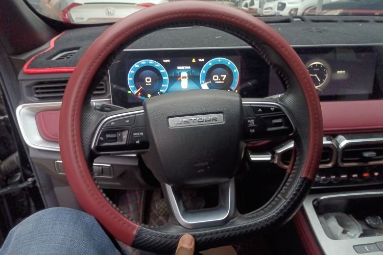 Used JETOUR X70 PLUS 2023 1.5T Manual Self-Reliant 5-Seater
