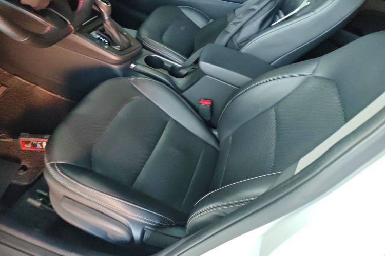 Used Hyundai Elantra (6th Generation / Lingdong) 2018 1.4T Dual-Clutch Xuan Dong · Dynamic Edition