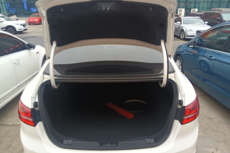 Used Ford Escort 2017 Happiness Edition 1.5L Automatic Fashion Version
