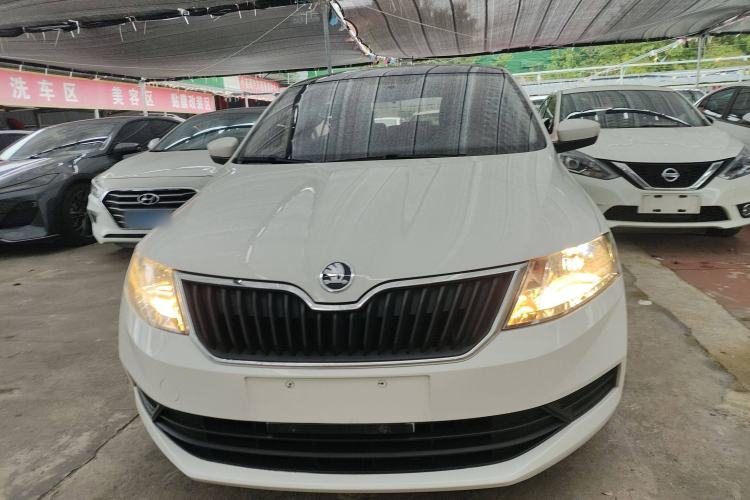 Used Skoda Rapid Spaceback 2019 1.5L Automatic Standard Edition
