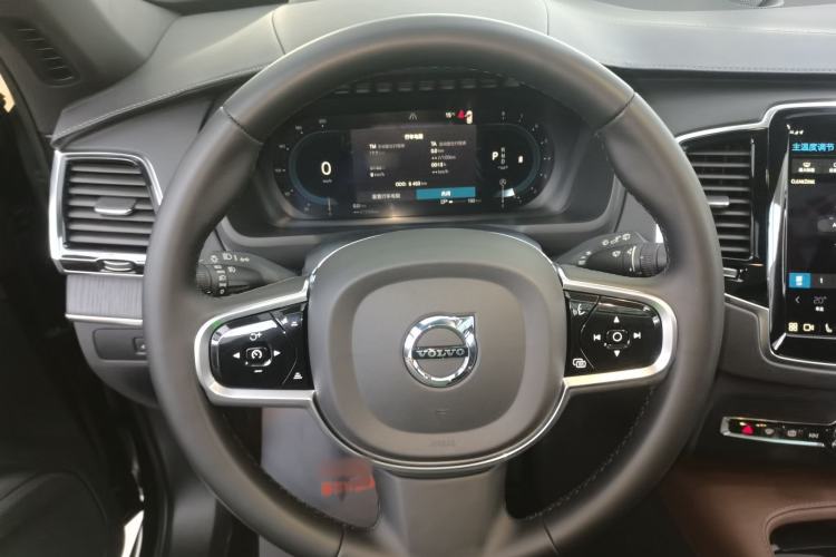 Used Volvo XC90 2023 B6 Zhiya Luxury 7-Seater
