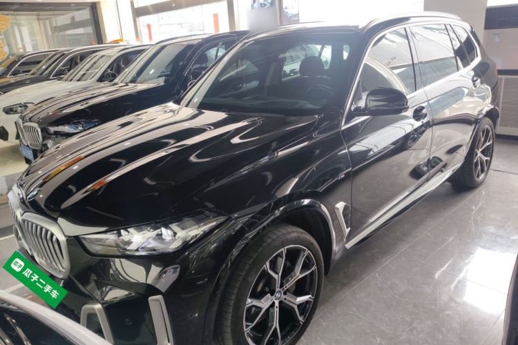 Used BMW X5 2023 xDrive 30Li Luxury M Sport Package