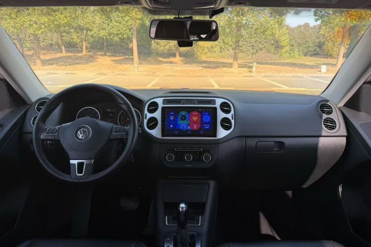 Used Volkswagen Tiguan 2017 300TSI Automatic Two-Wheel Drive Silk Road Luxury Edition
