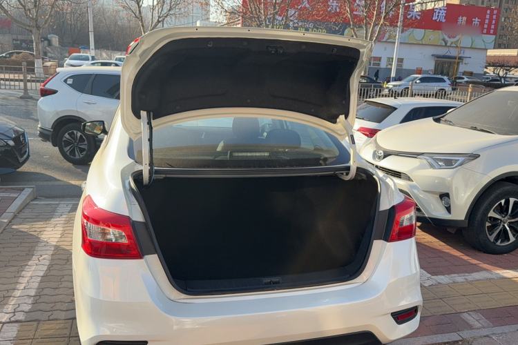 Used Nissan Sylphy 2024 Revised Version Classic 1.6XE CVT Comfort Edition
