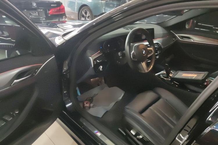 Used BMW 5 Series 2020 525i M Sport Package
