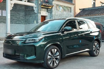 Used Landian E5 PLUS 2025 165 km Long-Range Version PLUS 7-Seater