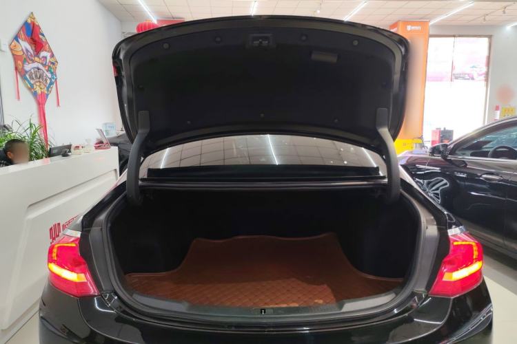 Used Buick LaCrosse 2016 28T Luxury Version