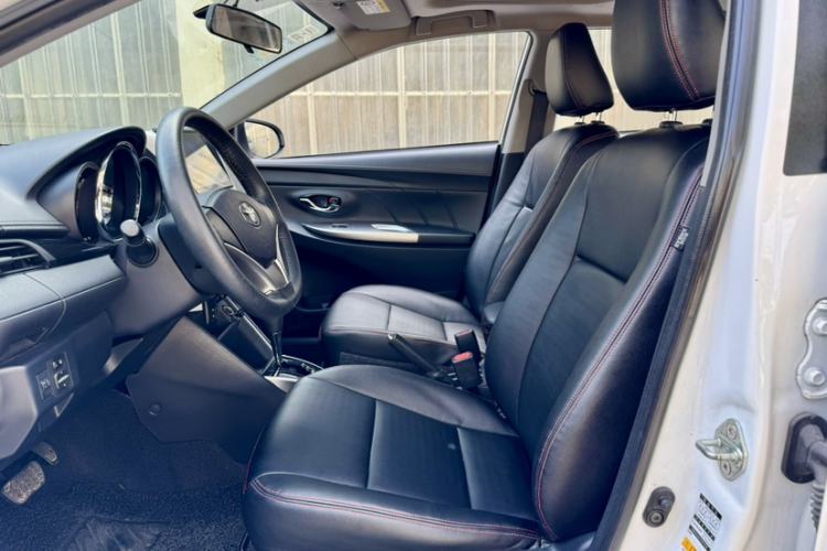 Used Toyota YARiS L 2016 Revised Version 1.5G CVT with Dynamic Sunroof
