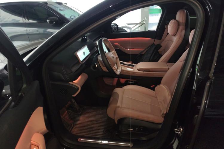 Used Nio EC6 2024 75 kWh