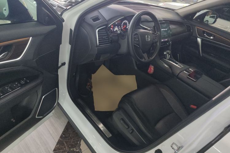 Used Honda Avancier 2017 240TURBO Two-Wheel Drive Premium Edition