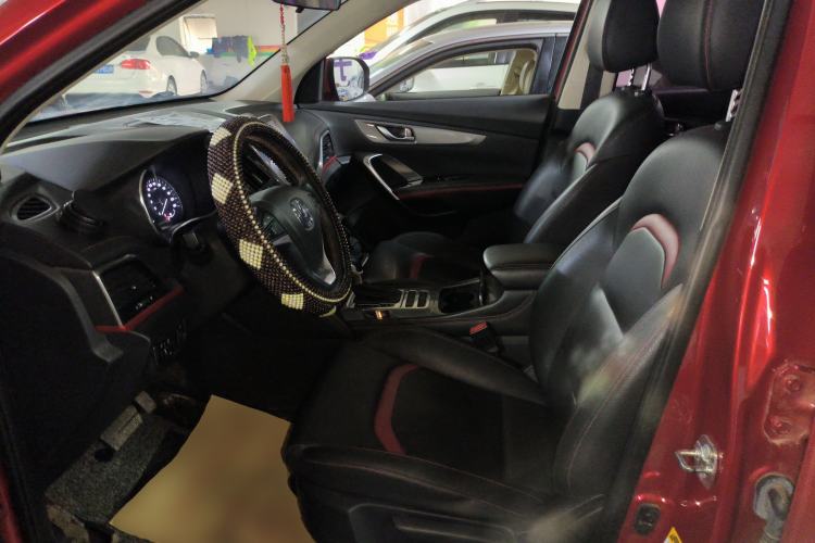 Used Changan CS55 2018 1.5T Automatic Colorful Edition China V Standard
