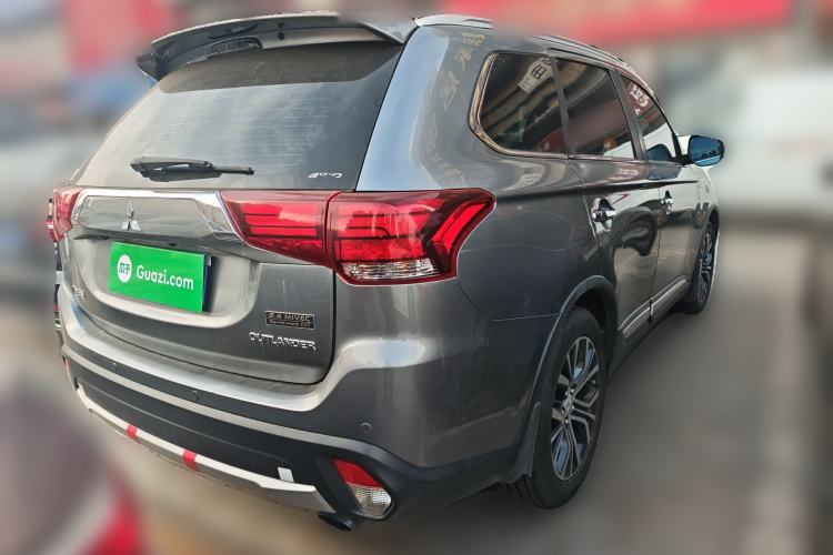 Used Mitsubishi Outlander 2016 2.4L 4x4 Elite Edition 5 Seats
