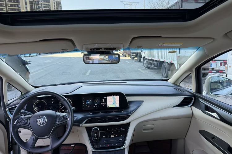 Used Buick GL8 2022 ES Landtrek 653T Luxury Edition
