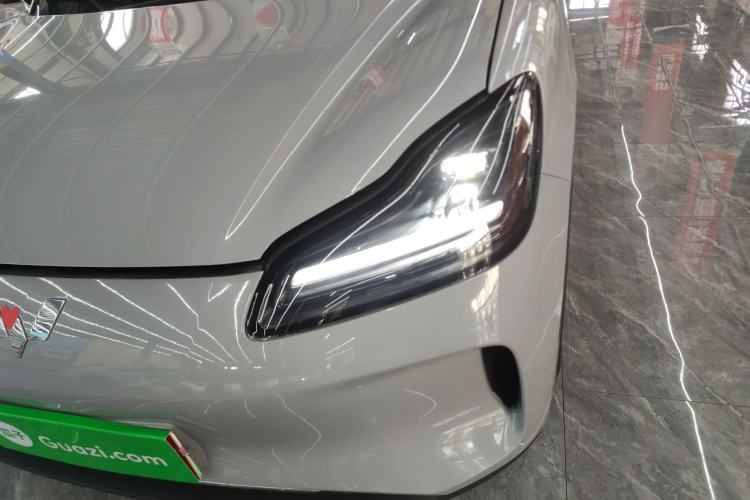 Used Wuling Bingo PLUS 2024 330 km Range Five-Seater Version
