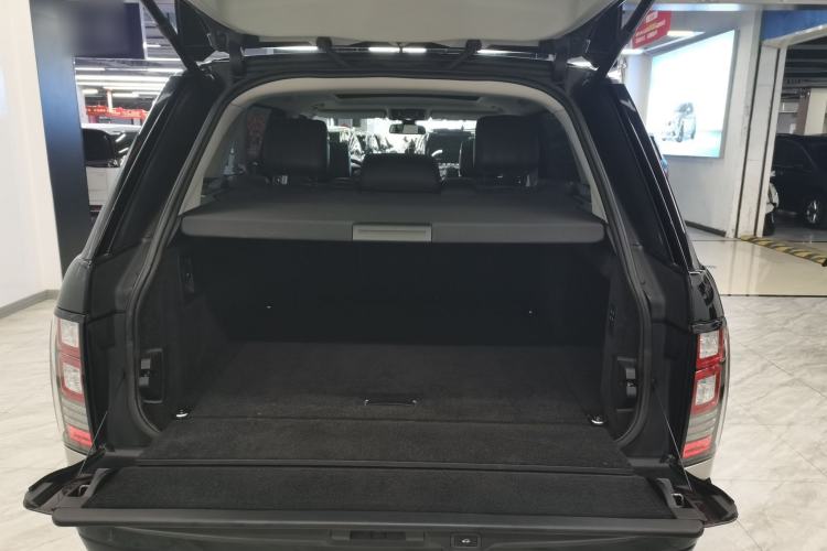 Used Land Rover Range Rover 2016 3.0 SC V6 Vogue SE Long-Wheelbase Edition
