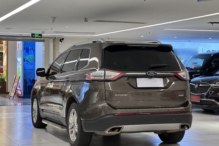 Used Ford Edge 2016 EcoBoost 245 Two-Wheel-Drive Titanium 7-Seater