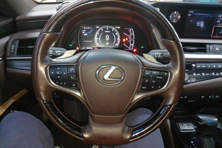 Used Lexus ES 2020 200 Luxury Edition
