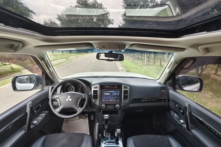 Used Mitsubishi Pajero 2019 3.0L Automatic Comfort Edition