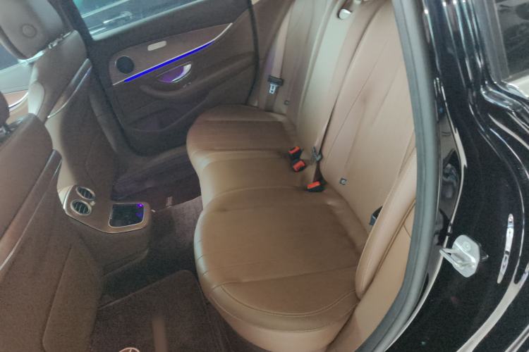 Used Mercedes-Benz E-Class 2022 Second Facelift E 300 L Fashion Edition