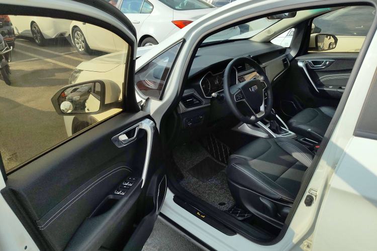 Used Geely Auto Vision X3 2017 1.5L Automatic Prestige Model
