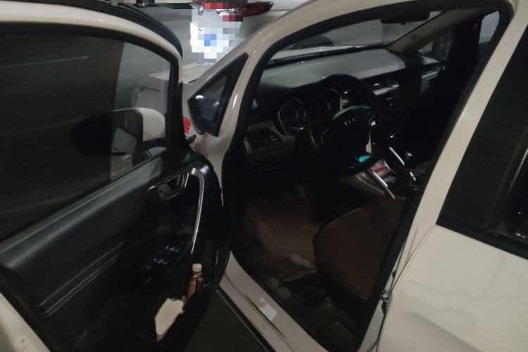 Used Geely Auto Vision X3 2019 Upgraded Model 1.5L Manual Elite Version
