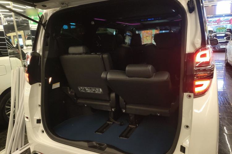 Used Toyota Vellfire 2021 Crown Dual-Engine 2.5L HV Prestige Edition
