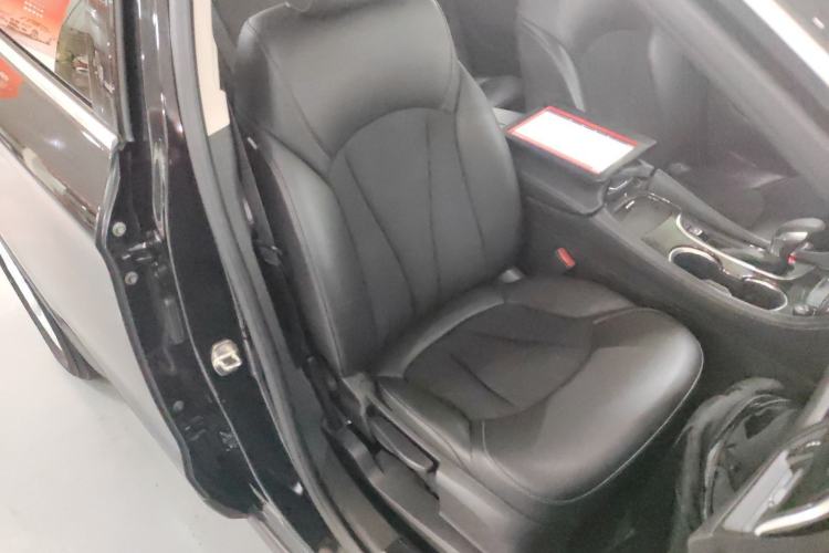 Used Buick Envision 2020 20T Two-Wheel Drive Leading Version