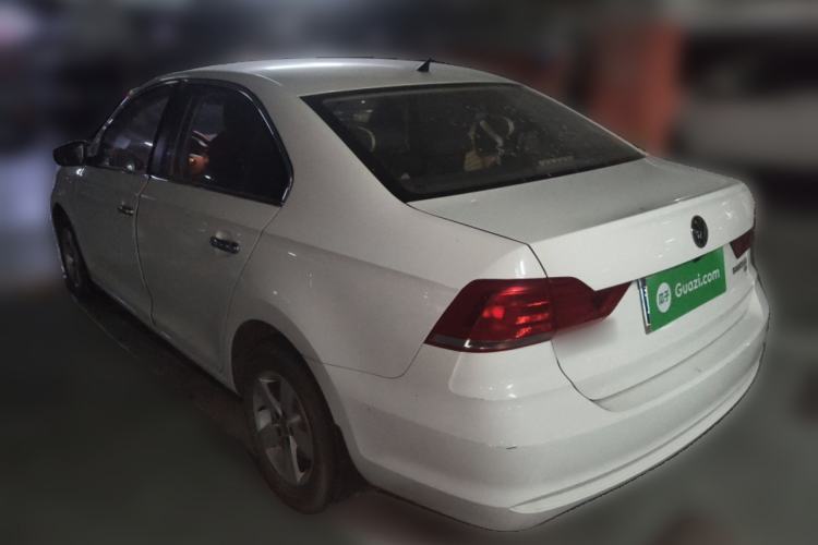 Used Volkswagen Santana 2016 1.6L Manual Fashion Edition
