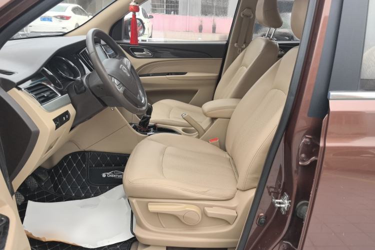 Used Baojun 730 2016 1.5L Manual Comfort Version 7 Seats China V Emission Standard