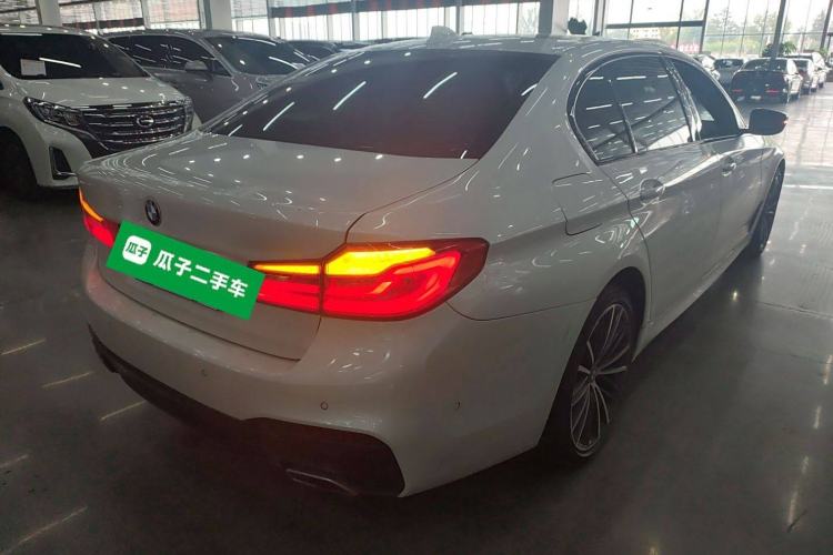 Used BMW 5 Series 2019 Facelifted 530Li Leading Edition M Sport Package
