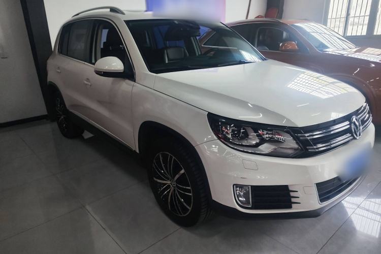 Used Volkswagen Tiguan 2015 1.8TSI Automatic All-Wheel-Drive Luxury Model
