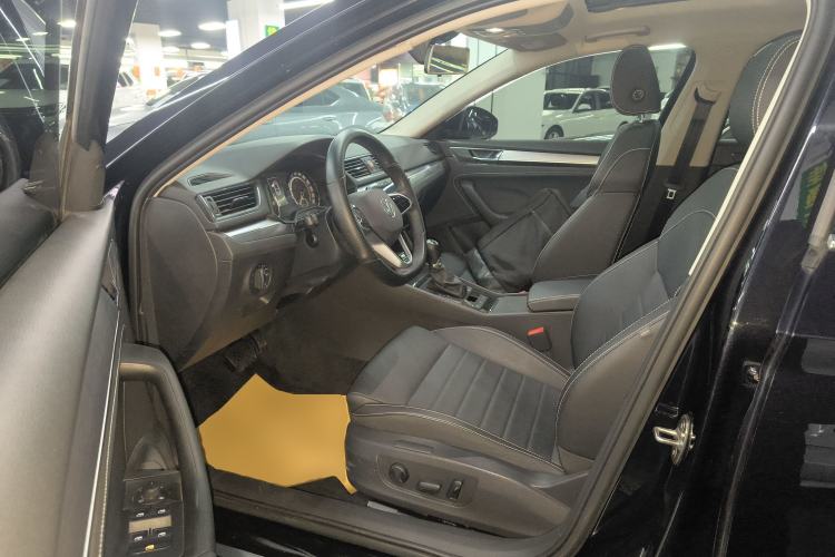 Used Skoda Superb 2019 Facelifted TSI280 DSG Comfort Edition