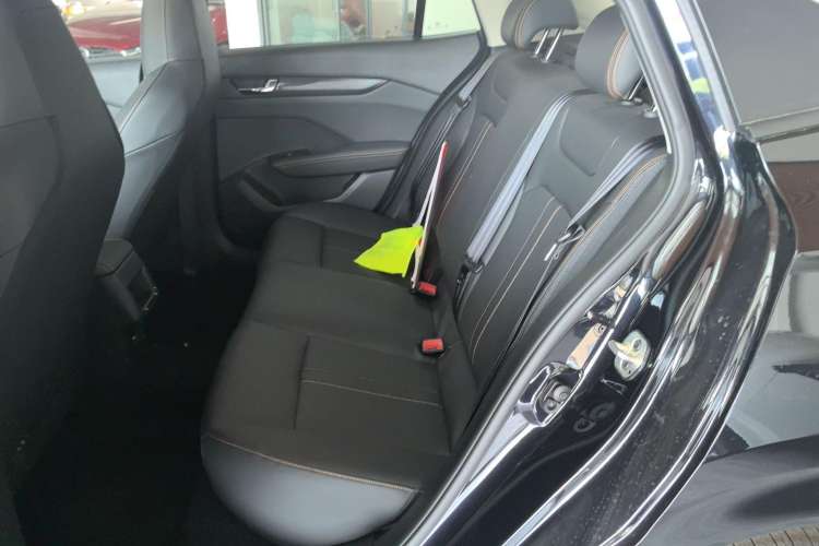 Used Dongfeng Aeolus Yixuan 2024 1.5L Automatic JingSu Edition
