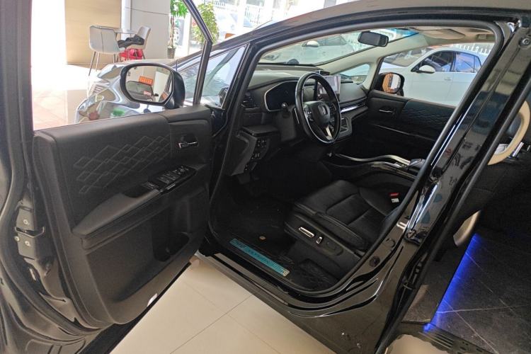 Used Honda Elysion 2022 2.0L eHEV Luxury Edition
