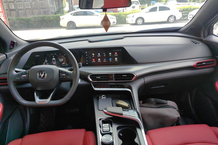 Used Changan UNI-T 2020 1.5T Prestige Version
