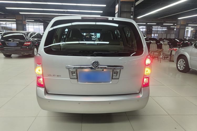 Used Buick GL8 2014 2.4L Executive Edition
