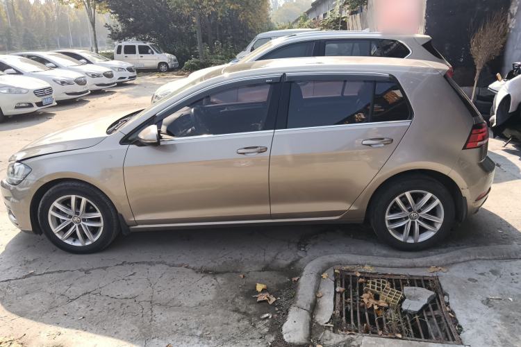 Used Volkswagen Golf 2018 1.6L Automatic Comfort Model
