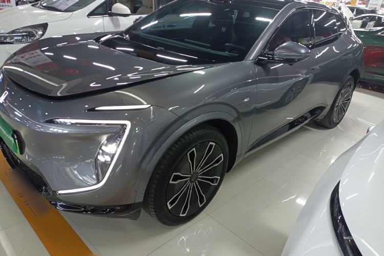 Used  07 2024 Max Extended-Range Exploration Edition
