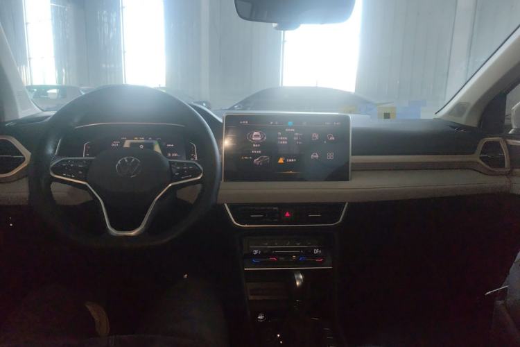 Used Volkswagen Tharu 2023 300TSI Two-Wheel-Drive Full Moon Edition