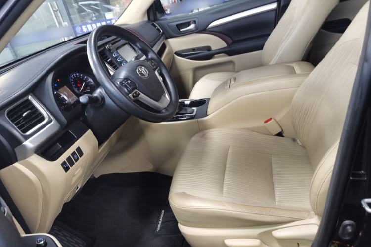 Used Toyota Highlander 2015 2.0T Four-Wheel Drive Elite Edition 7-Seater
