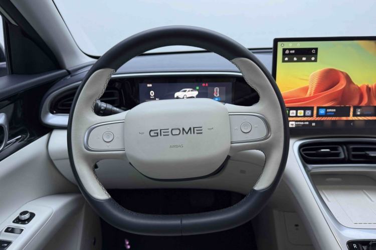 Used  Geome 2025 UP 410km Exploration+ Edition
